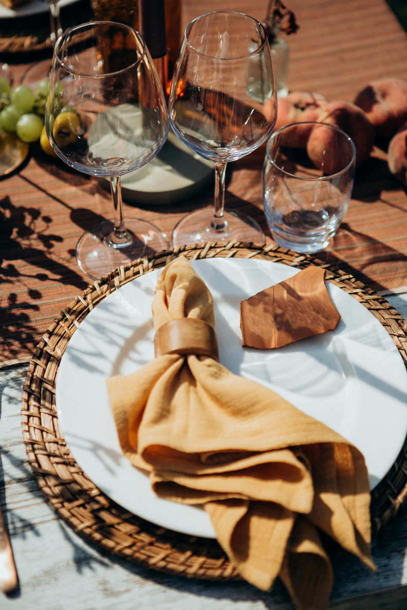 Wedding table decoration rustic style